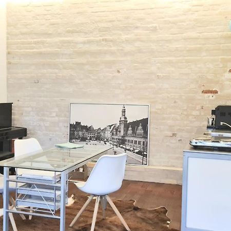Apartamento Loft Im Hundertjaehrigen Backhaus Leipzig Exterior foto